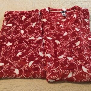 New-Woman’s White Birds Design Pajamas